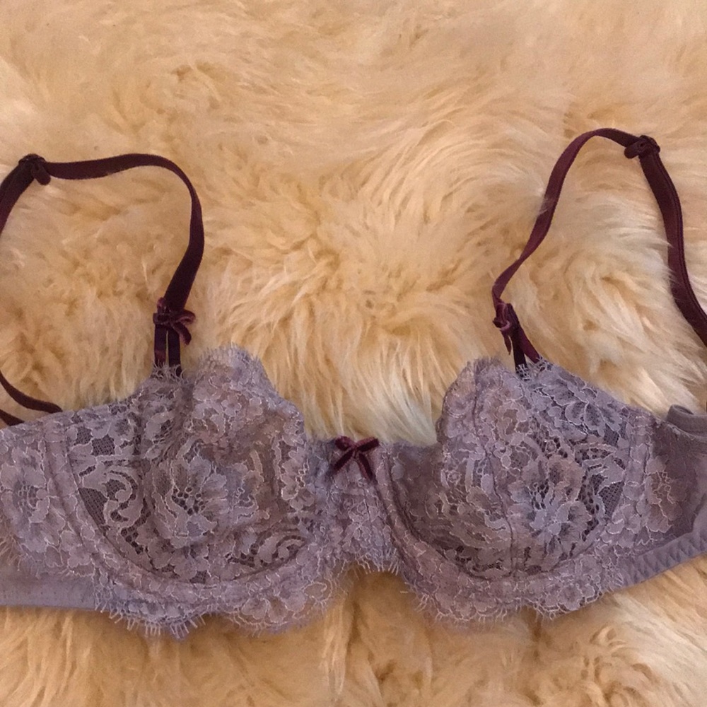 Unlined purple lace bra32B